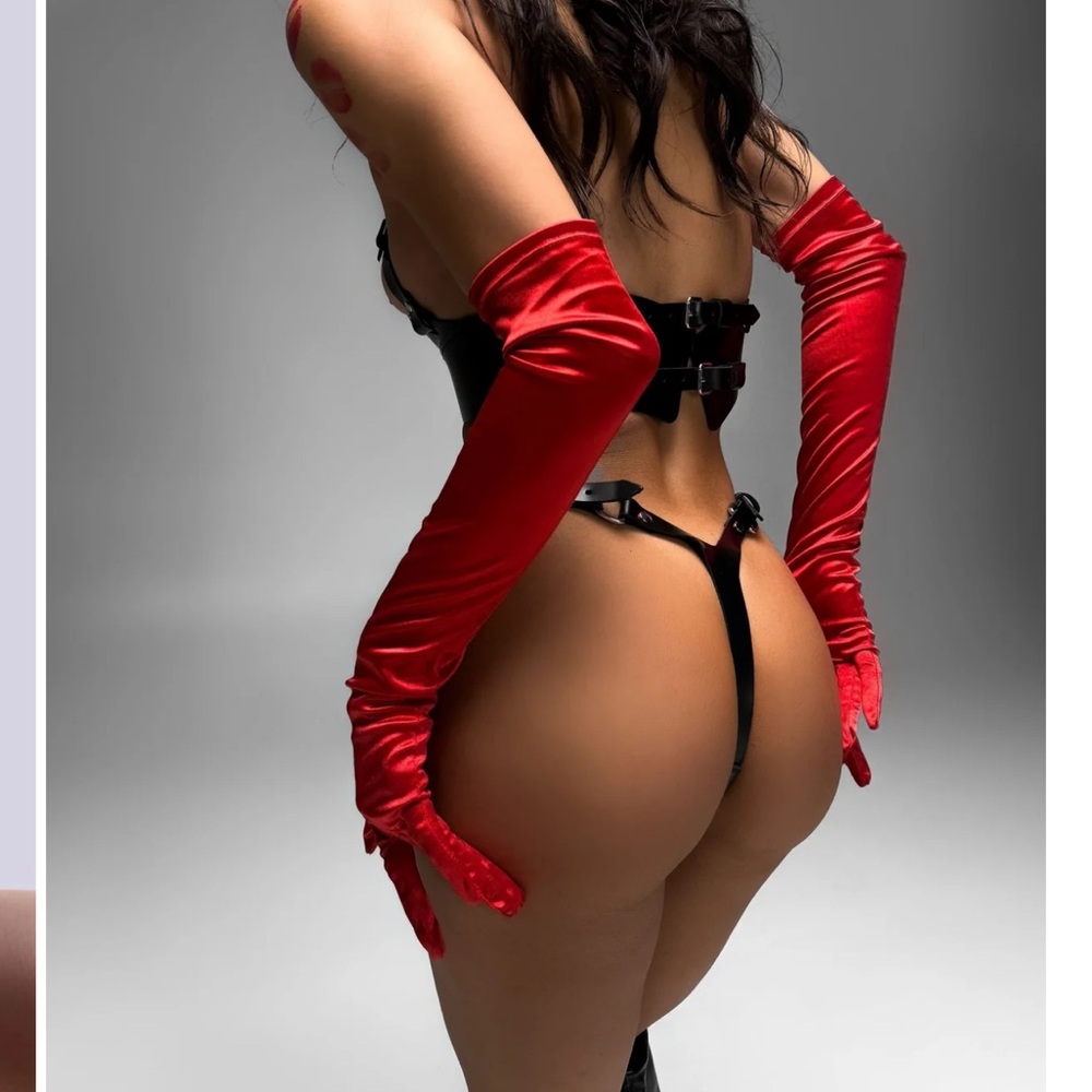 RED LONG SHINY SATIN GLOVES‼️‼️